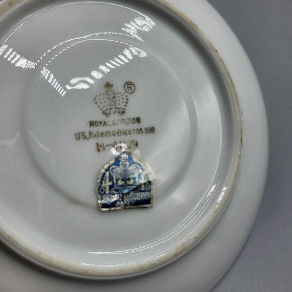 Vtg Royal Carlton Japan Porcelain Tea Cup Saucer Set Gold Handle Trim Victorian - Picture 5 of 14